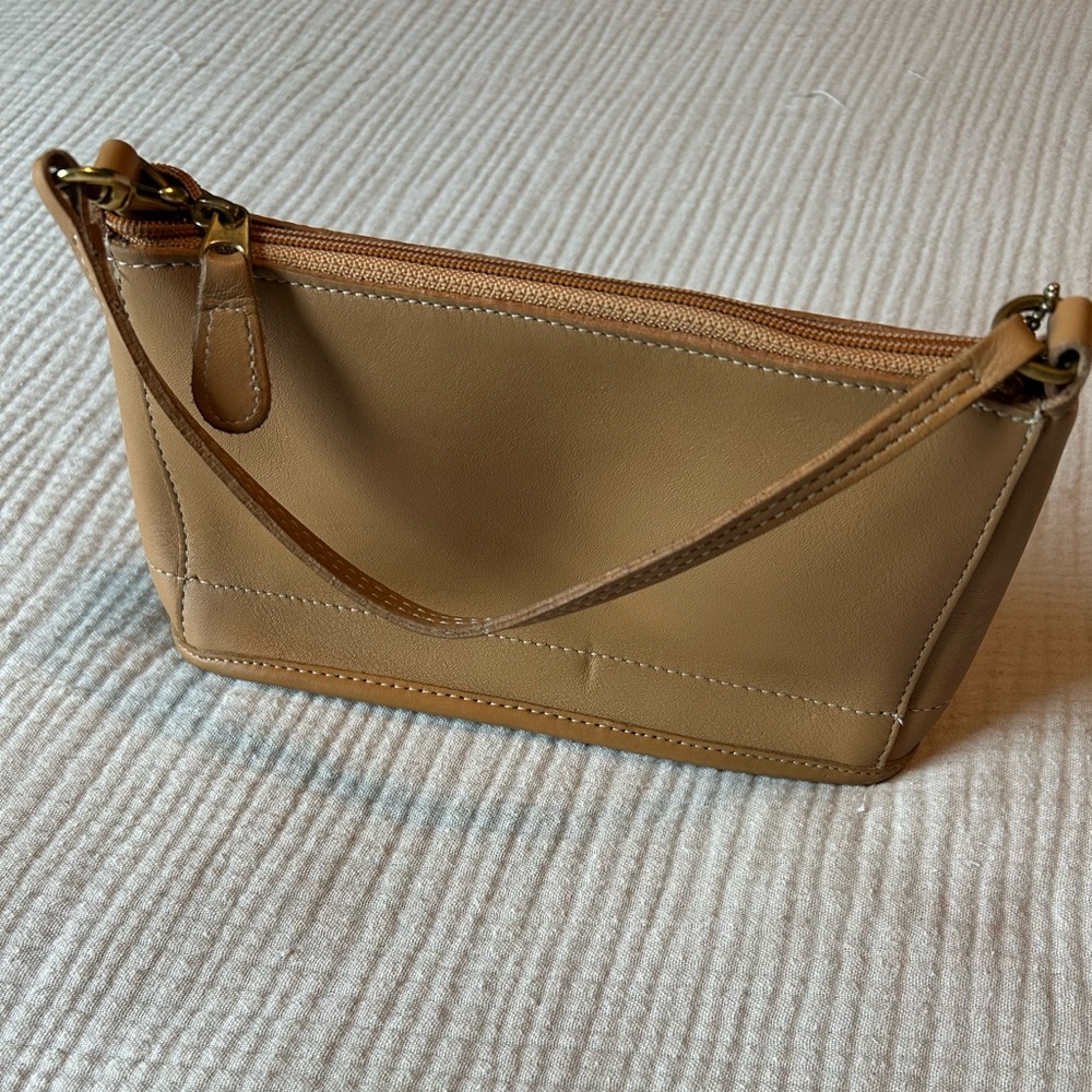 COACH 9311 Tan Mini Bag with Smooth Leather Finish - Picture 3 of 10